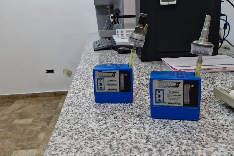 Bombas de muestreo personal con ciclón, preparadas en el laboratorio